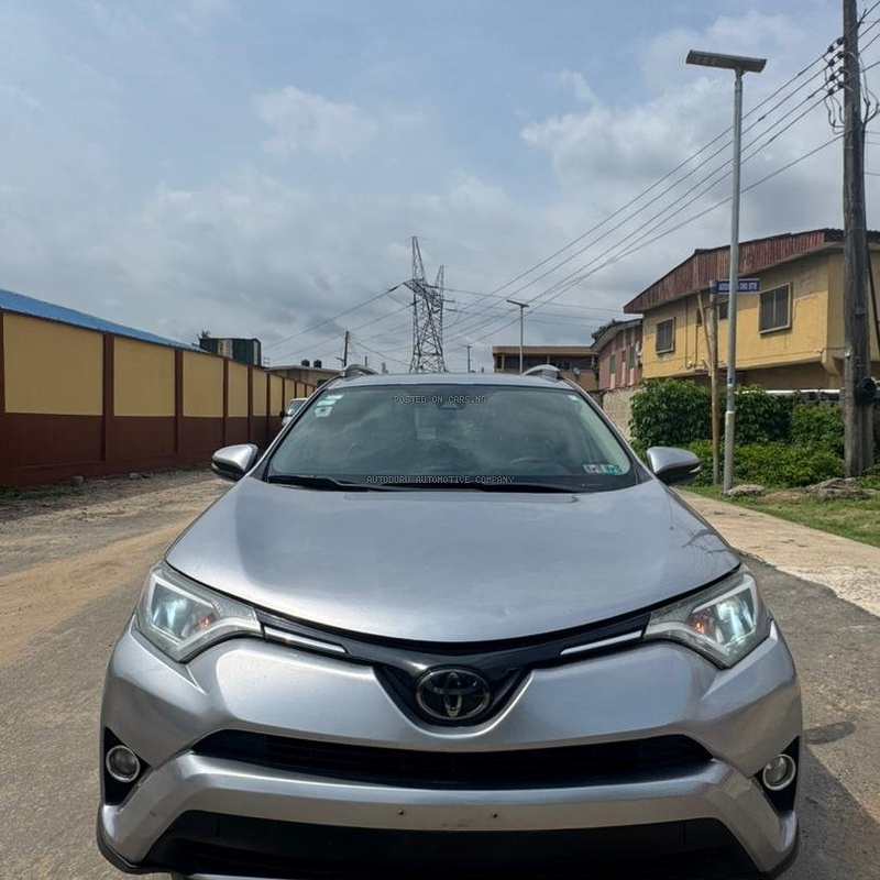 Registered 2017 Toyota Highlander for Sale In Yaba Lagos image