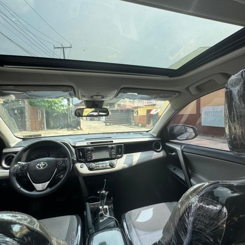 Registered 2017 Toyota Highlander for Sale In Yaba Lagos