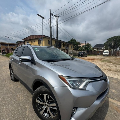 Registered 2017 Toyota Highlander for Sale In Yaba Lagos