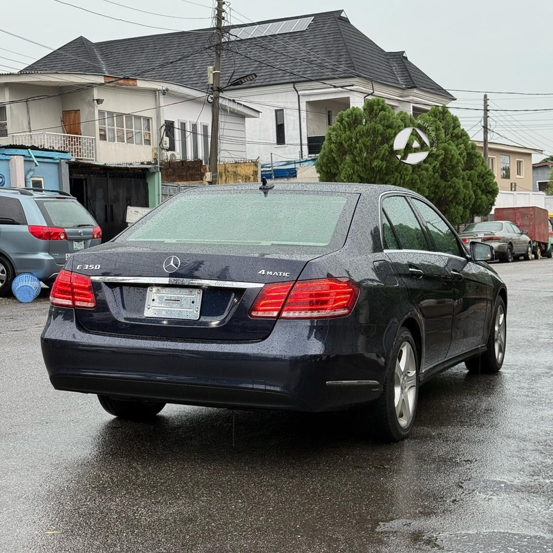 2014 Mercedes Benz E 350 4Matic Luxury Edition image
