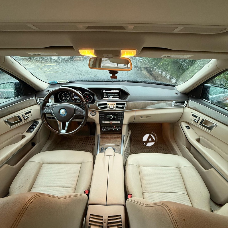 2014 Mercedes Benz E 350 4Matic Luxury Edition image