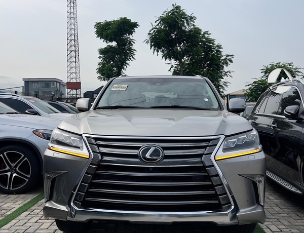 2019 Lexus LX 570 in Lekki