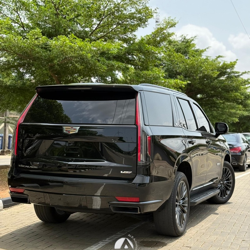 2023 Cadillac Escalade ESV in Lagos image