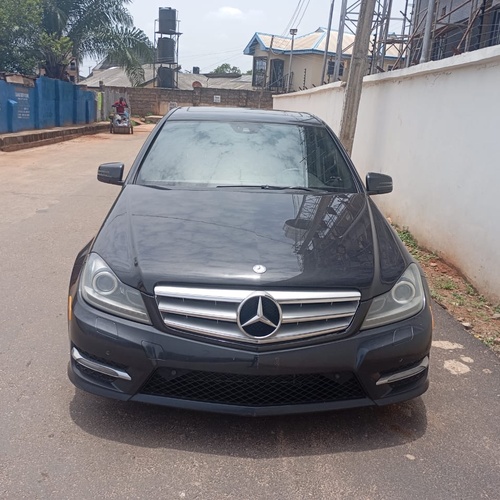 2013 Benz c300, Direct Belgium