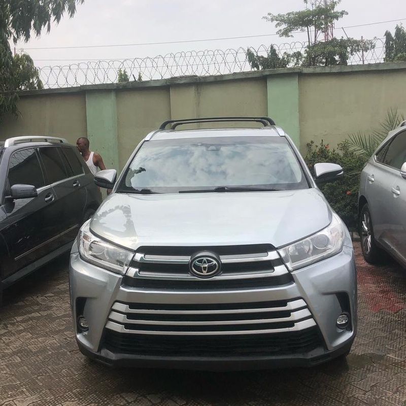 2015 Toyota Highlander In Edo image
