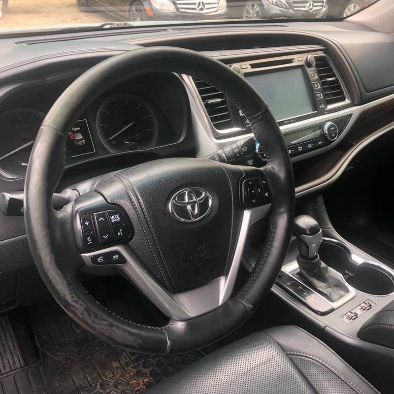 2015 Toyota Highlander In Edo image
