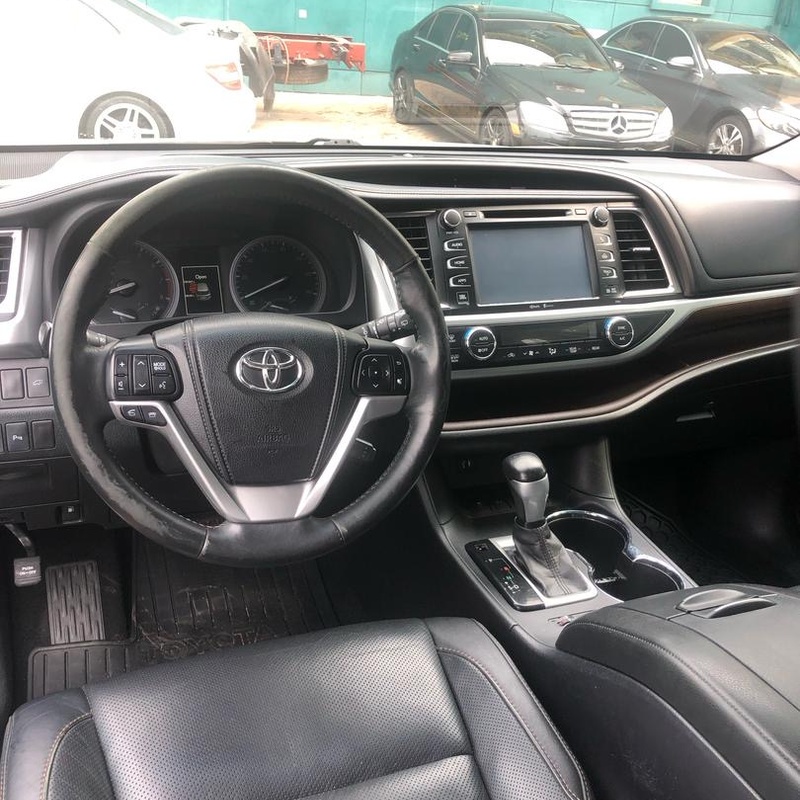 2015 Toyota Highlander In Edo image