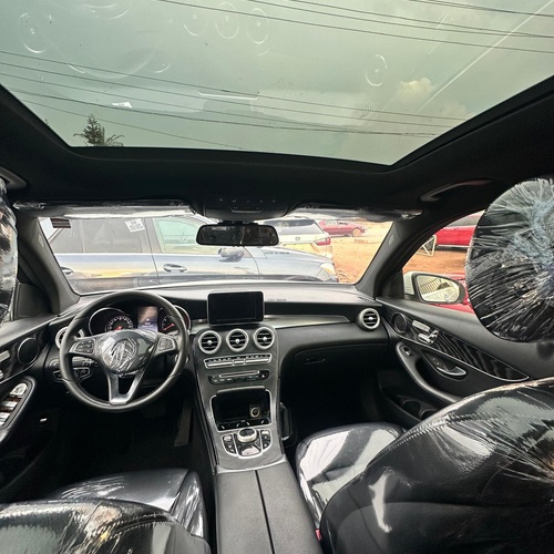 Foreign Used 2018 Mercedes Benz GLC300 