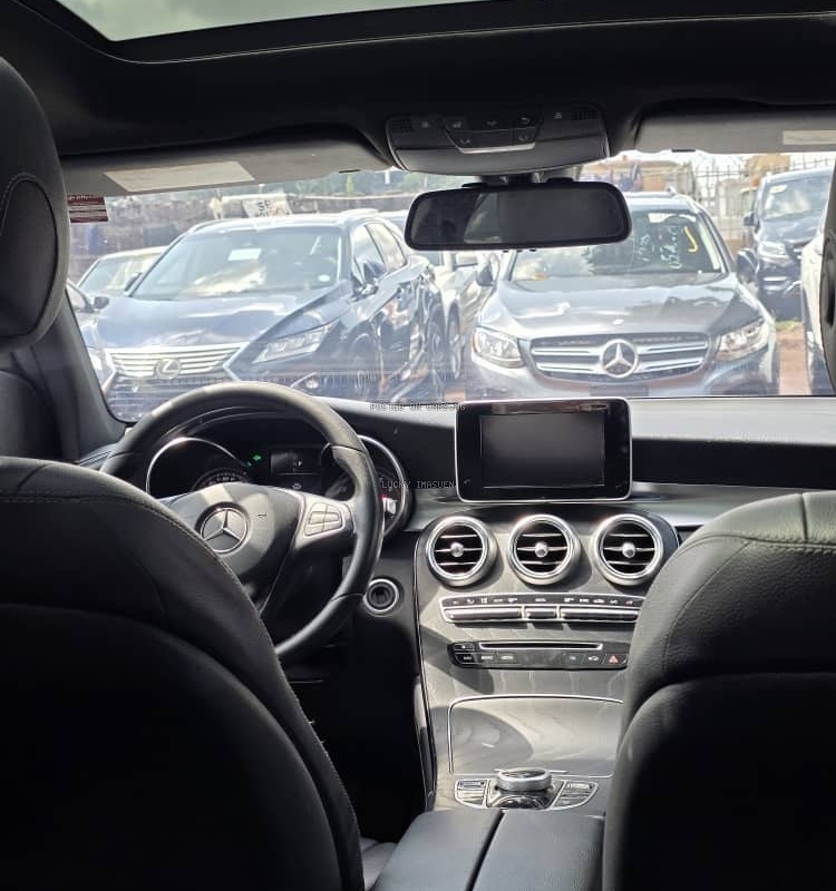 Foreign Used 2018 Mercedes Benz GLC300  image