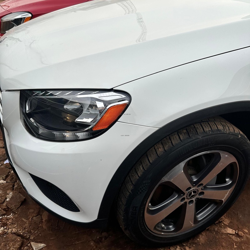 Foreign Used 2018 Mercedes Benz GLC300  image
