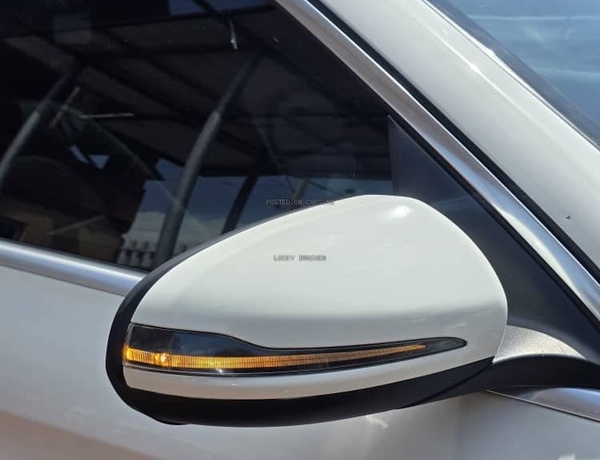 Foreign Used 2018 Mercedes Benz GLC300 