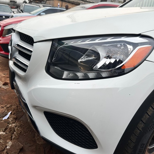 Foreign Used 2018 Mercedes Benz GLC300 