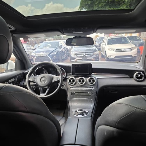 Foreign Used 2018 Mercedes Benz GLC300 