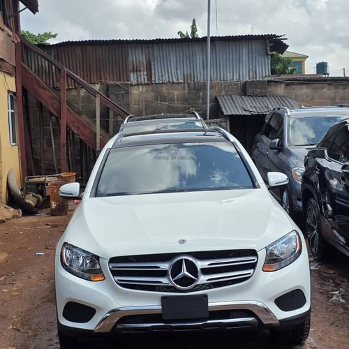 Foreign Used 2018 Mercedes Benz GLC300 