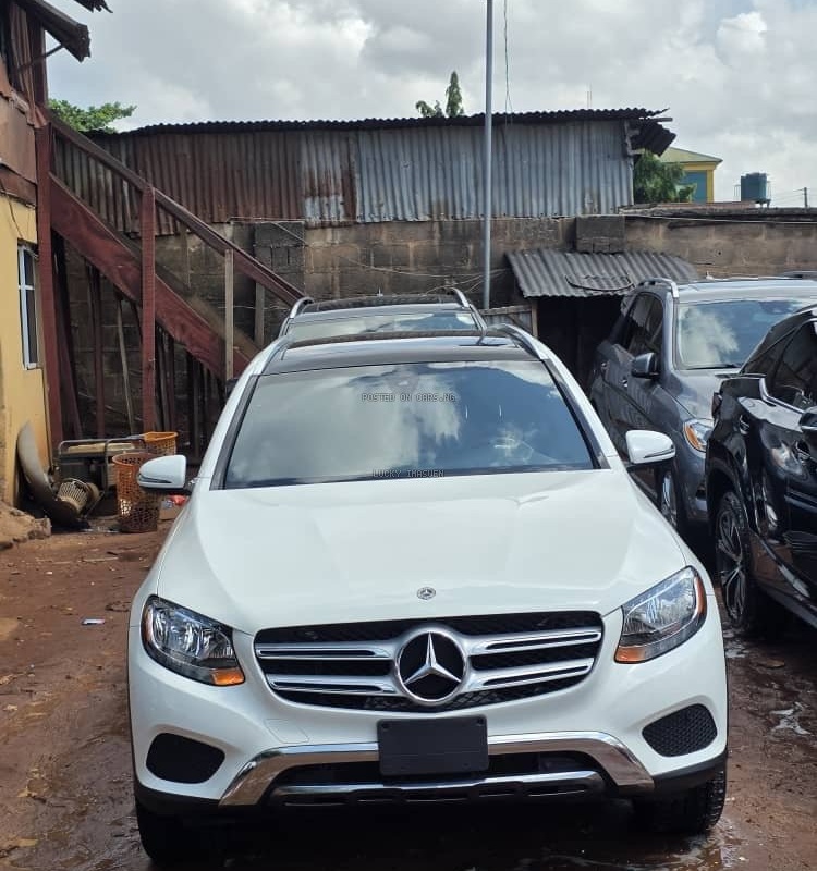 Foreign Used 2018 Mercedes Benz GLC300  image