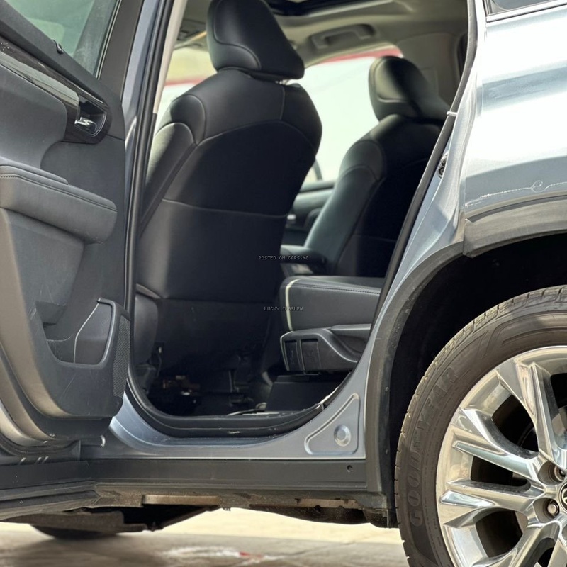 2022 Toyota Highlander limited In Lagos image