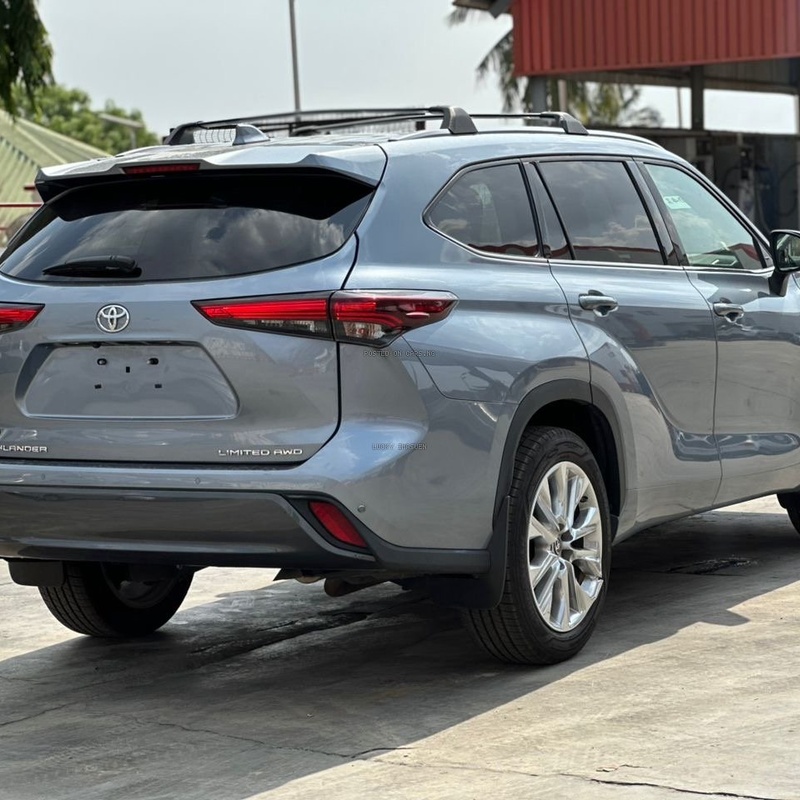 2022 Toyota Highlander limited In Lagos image