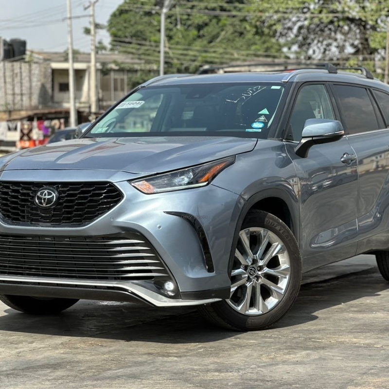 2022 Toyota Highlander limited In Lagos image