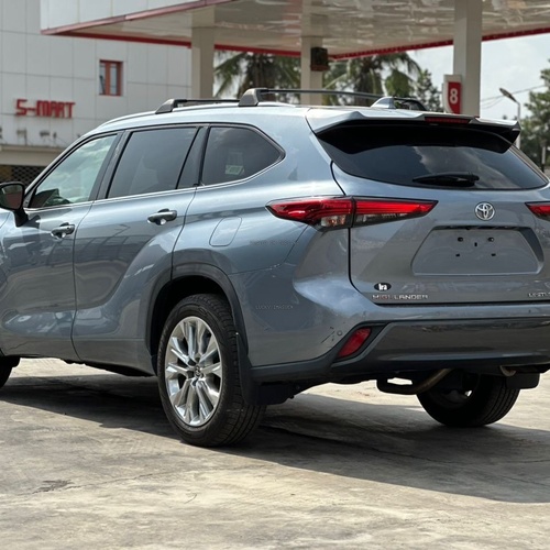 2022 Toyota Highlander limited In Lagos