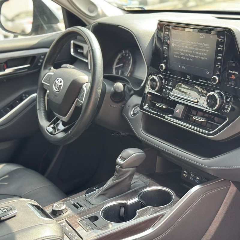 2022 Toyota Highlander limited In Lagos image