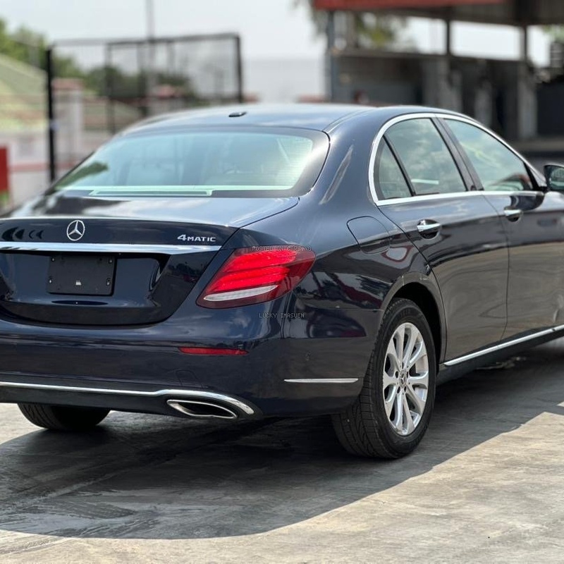 Foreign used Mercedes Benz E300 2018 image