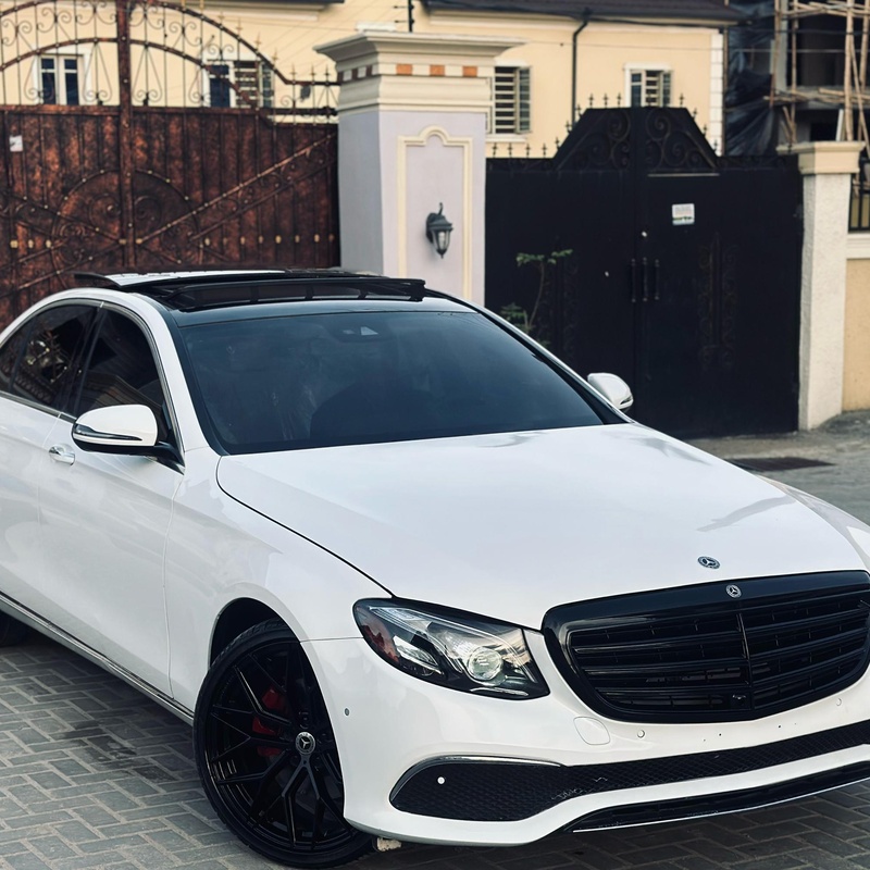 Benz E300 2018 in lagos image