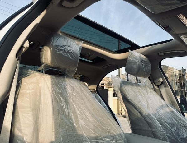 Benz E300 2018 in lagos