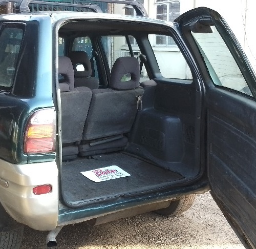 Toyota RAV4 Automatic 2000 Green In Lagos