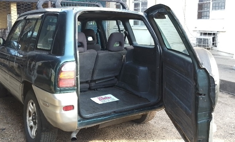 Toyota RAV4 Automatic 2000 Green In Lagos image