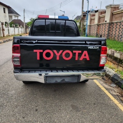 REGISTERED TOYOTA HILUX 2014 FOR SALE IN ASABA