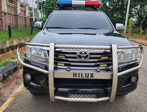 REGISTERED TOYOTA HILUX 2014 FOR SALE IN ASABA 