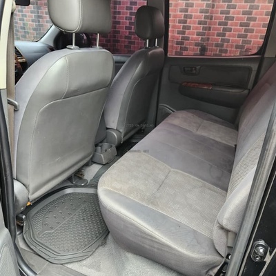 REGISTERED TOYOTA HILUX 2014 FOR SALE IN ASABA