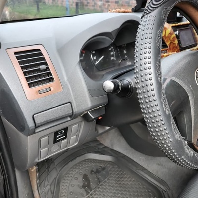 REGISTERED TOYOTA HILUX 2014 FOR SALE IN ASABA