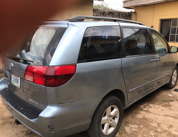 Toyota Sienna in Lagos