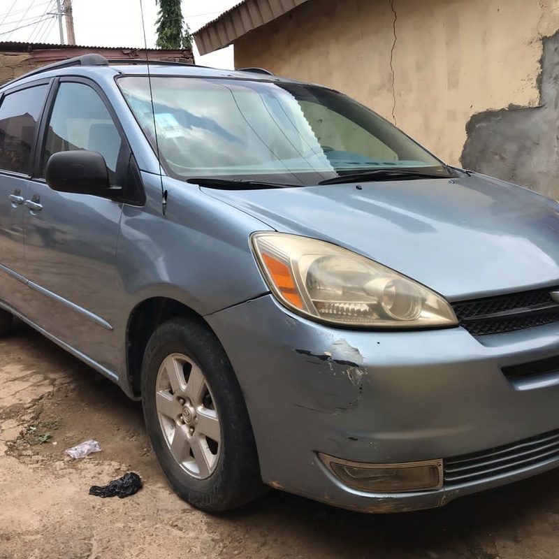 Toyota Sienna in Lagos image