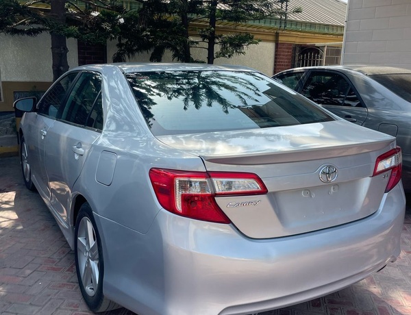 TOYOTA CAMRY 2014 IN AJAH