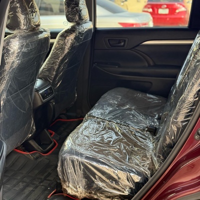 Distress sales foreign used 2014 Toyota Highlander
