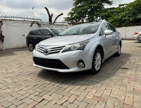 Toyota Avensis Used 2013