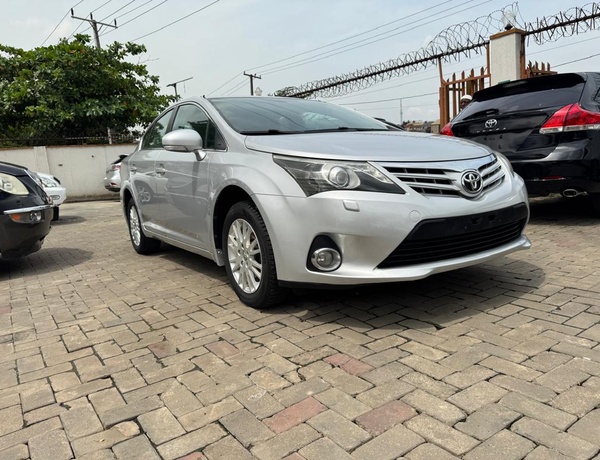Toyota Avensis Used 2013