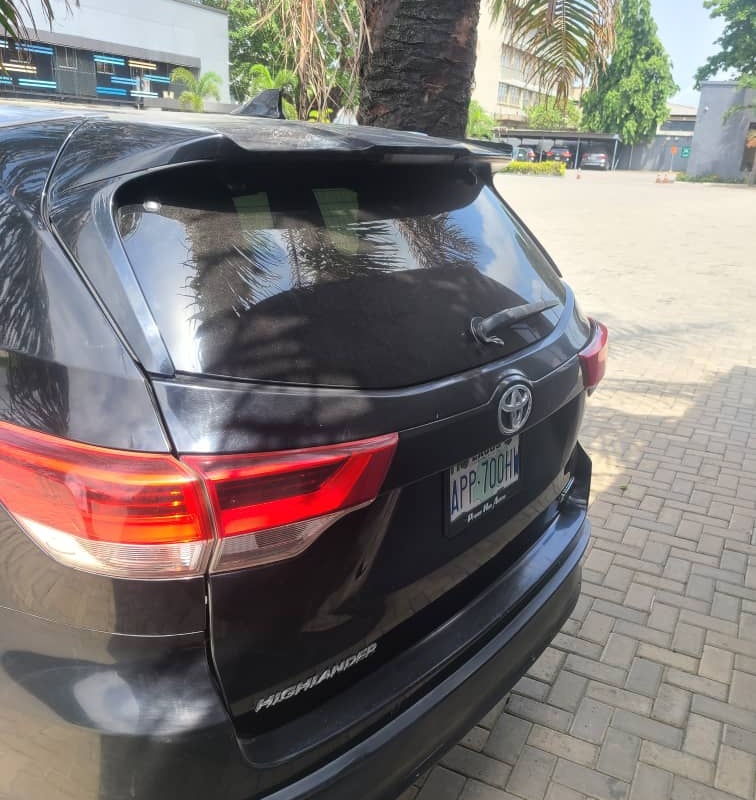 Toyota Highlander 2016 In Magodo,Lagos image