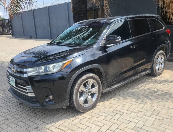 Toyota Highlander 2016 In Magodo,Lagos