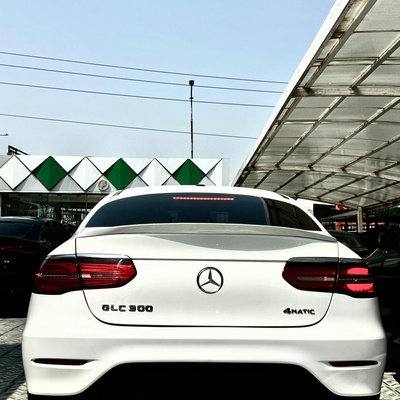 2018 Mercedes Benz GLC coupe 300