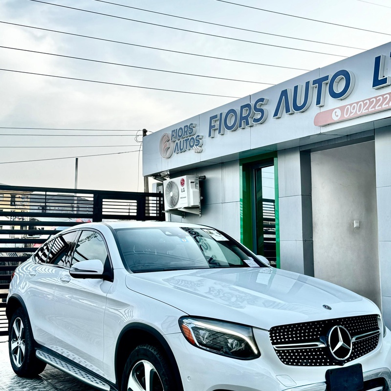 2018 Mercedes Benz GLC coupe 300 image