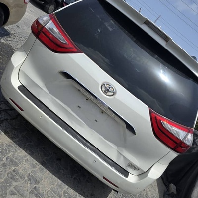 Toyota Sienna in Lekki,Lagos