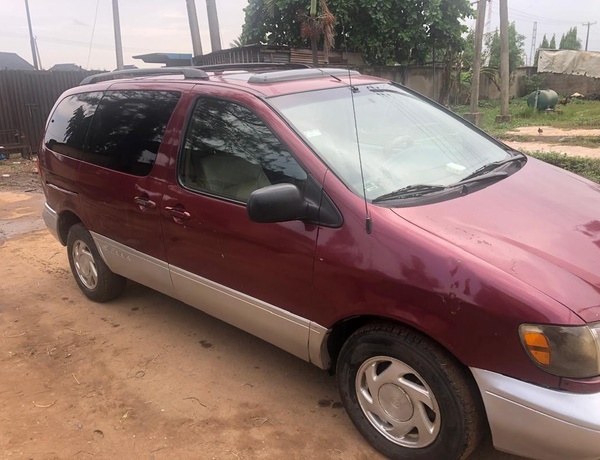 Toyota Sienna In Ogba for Sell