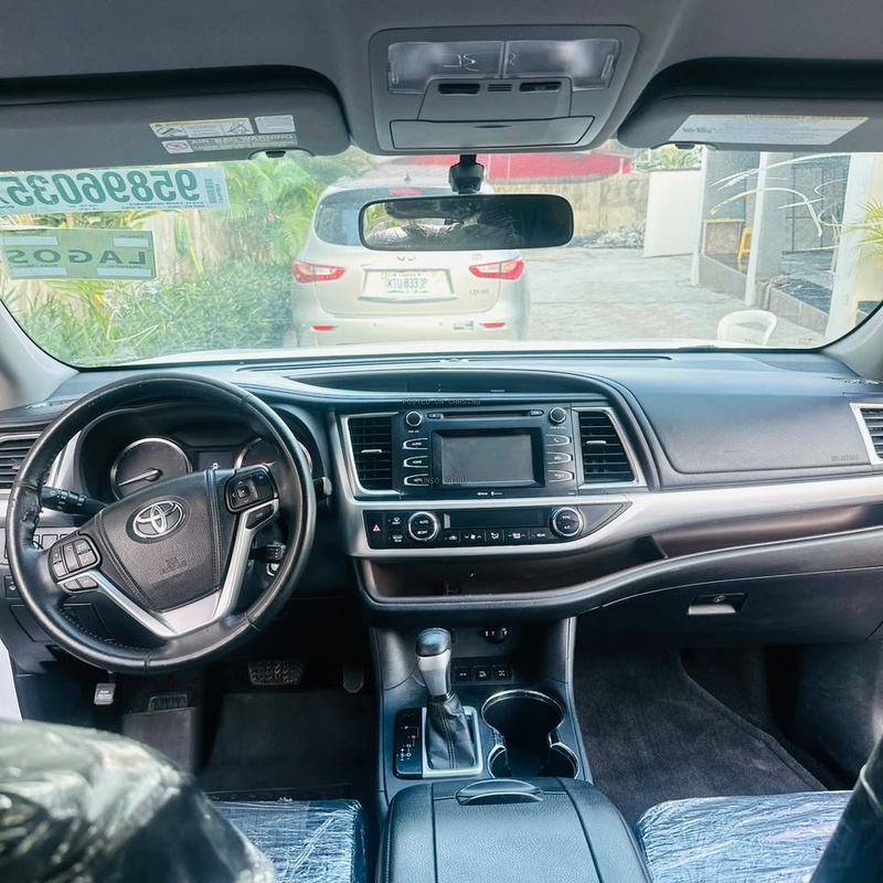 Toyota Highlander 2015 For Sale  in lagos image