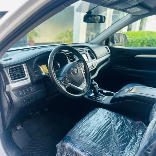 Toyota Highlander 2015 For Sale  in lagos
