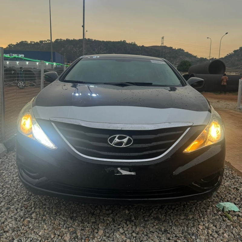 Direct Belgium standard 2012 Hyundai Sonata image