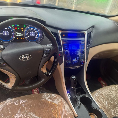 Direct Belgium standard 2012 Hyundai Sonata