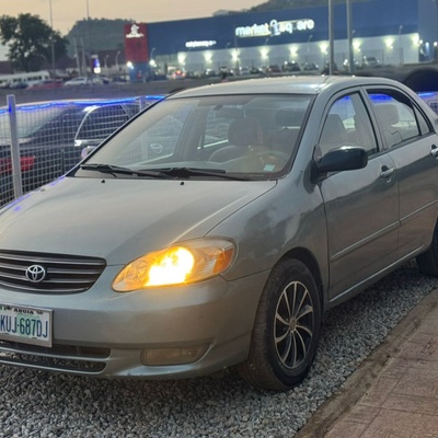 Super Sharp Toyota Corolla 2004.